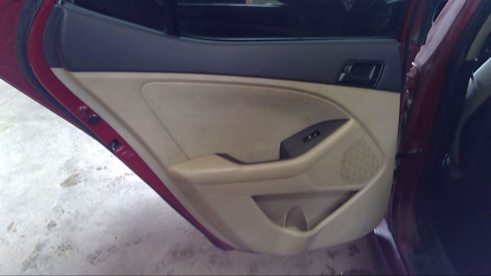 OPTIMA KIA 2011 Door Trim Panel Rear 642525