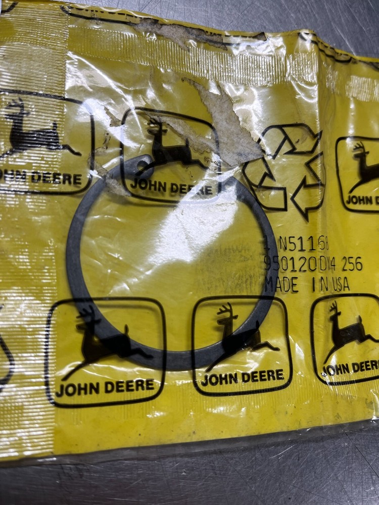 N51168 Genuine OEM John Deere SNAP RING