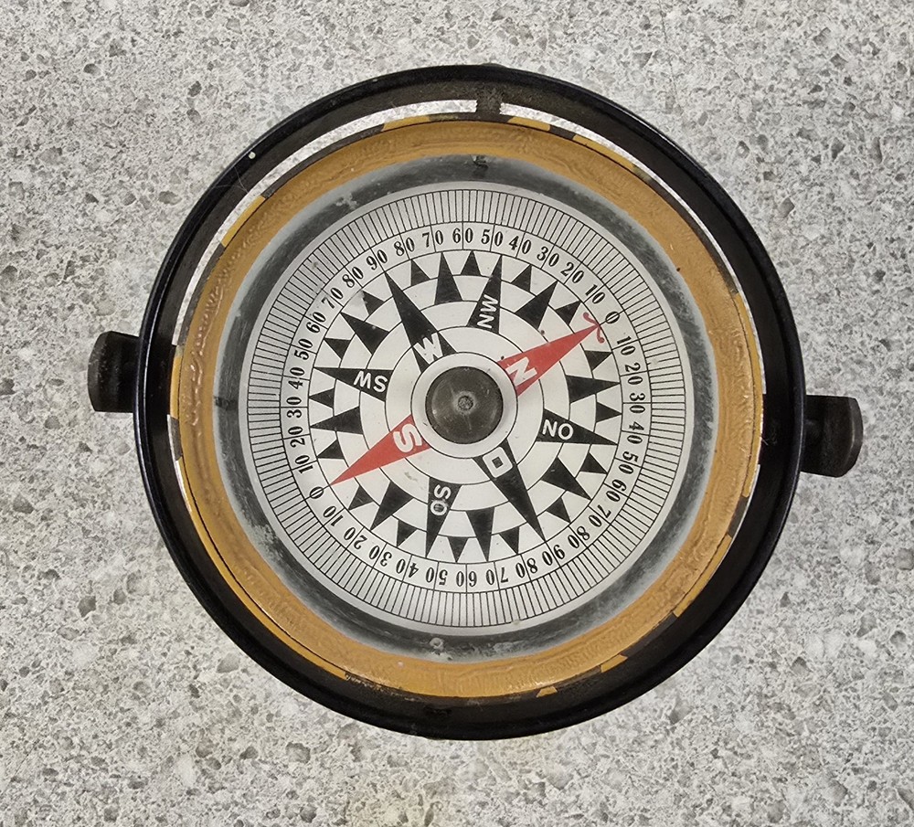 Vintage German Otto Kroner Munchen Boit Compass Compass