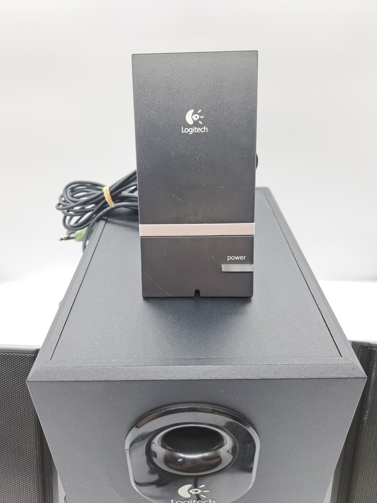 Logitech Tested X-240 Computer 3 Speaker System Active Sub