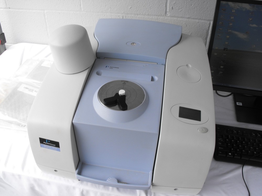 Perkin Elmer Spectrum 100 N FT-NIR Spectrometer, Software, Computer, & Much More