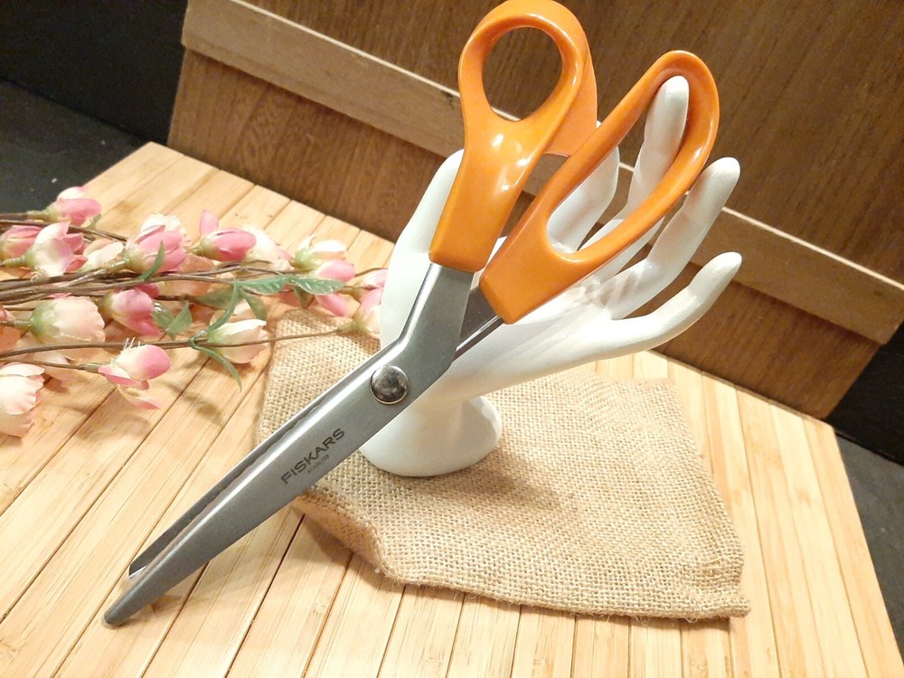 FISCARS 10" PINKING SHEARS SCISSORS  Zig Zag EUC