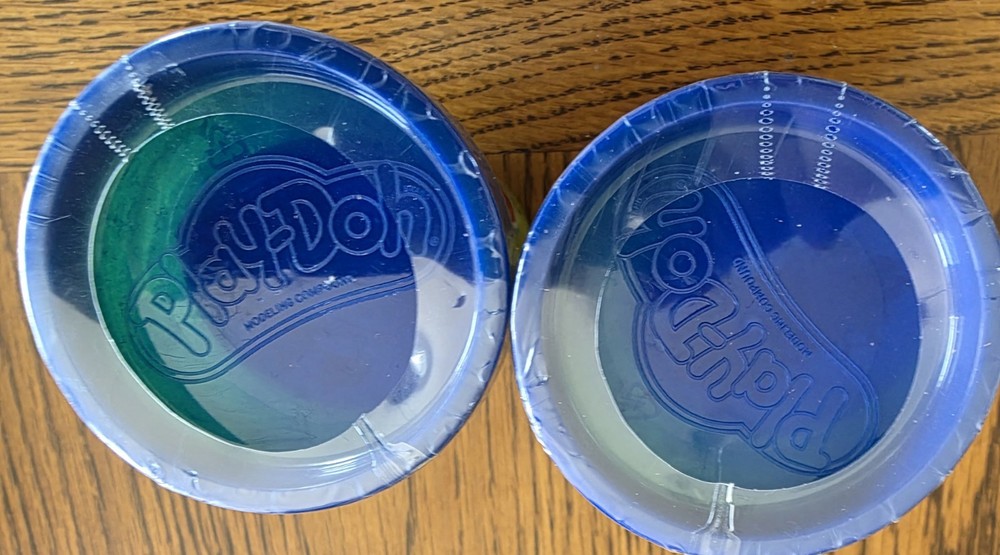 Play-Doh Modeling Compound 4oz Blue