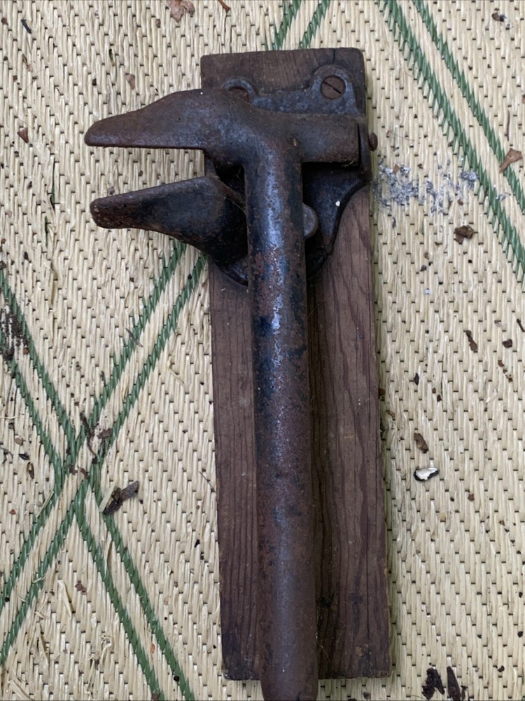 Vintage Cast Iron Wall Mount Mounted Nutcracker Nut Cracker Collectable