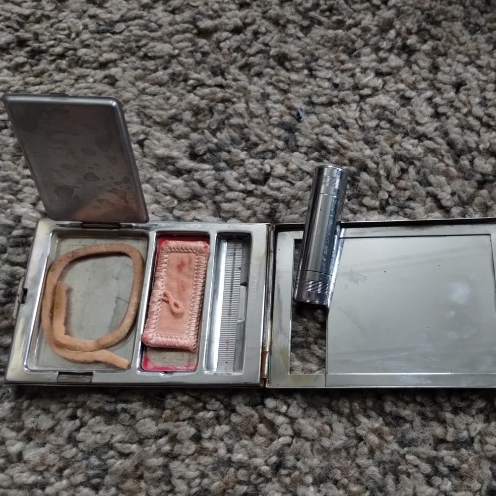 Vintage BOURJOIS silver makeup compact mirror
