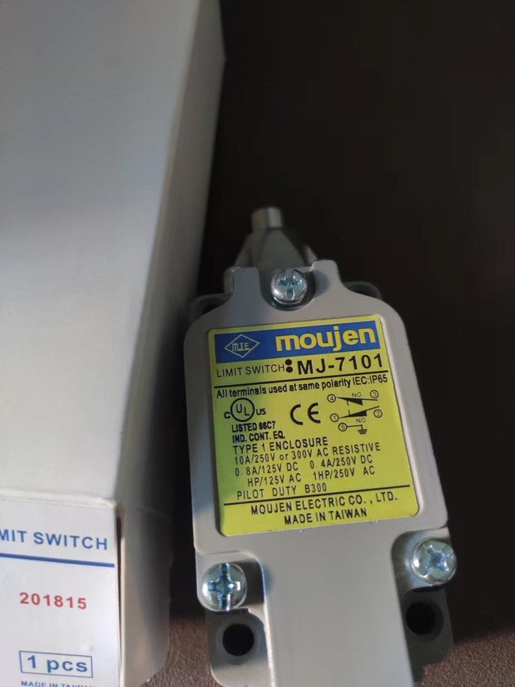 1 pcs  moujen MJ-7101 Limit switch