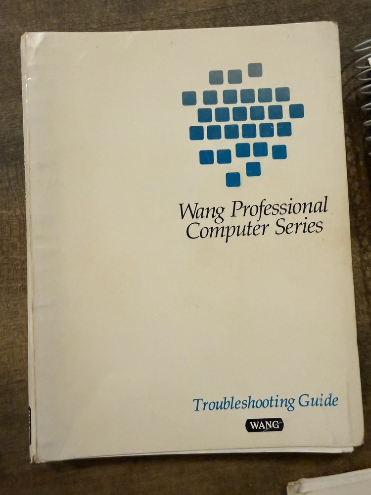 LOT 5 Wang Professional Computer Series BASIC LANGUAGE USER'S GUIDE TROUBLESHOOT