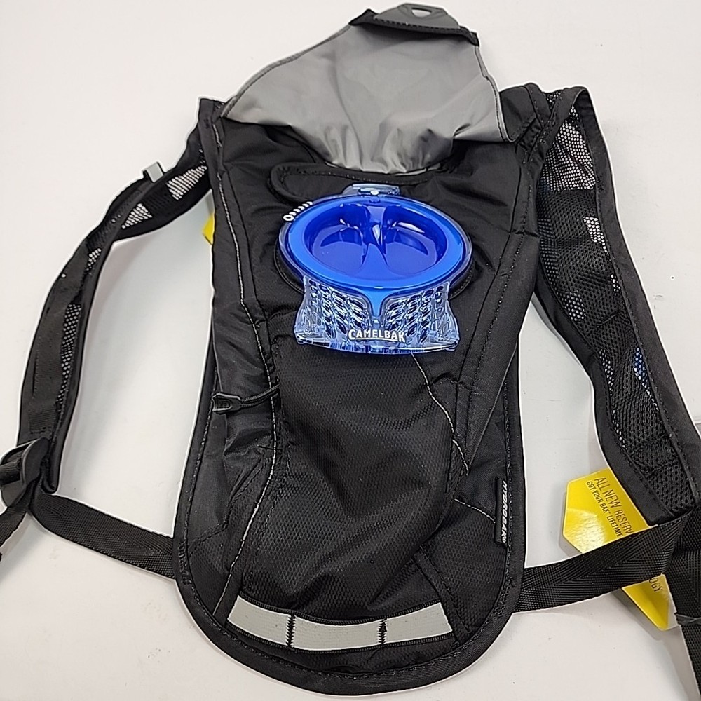 Camelbak Hydrobak, 50oz, 1.5L hydration backpack, NEW WITH TAGS.