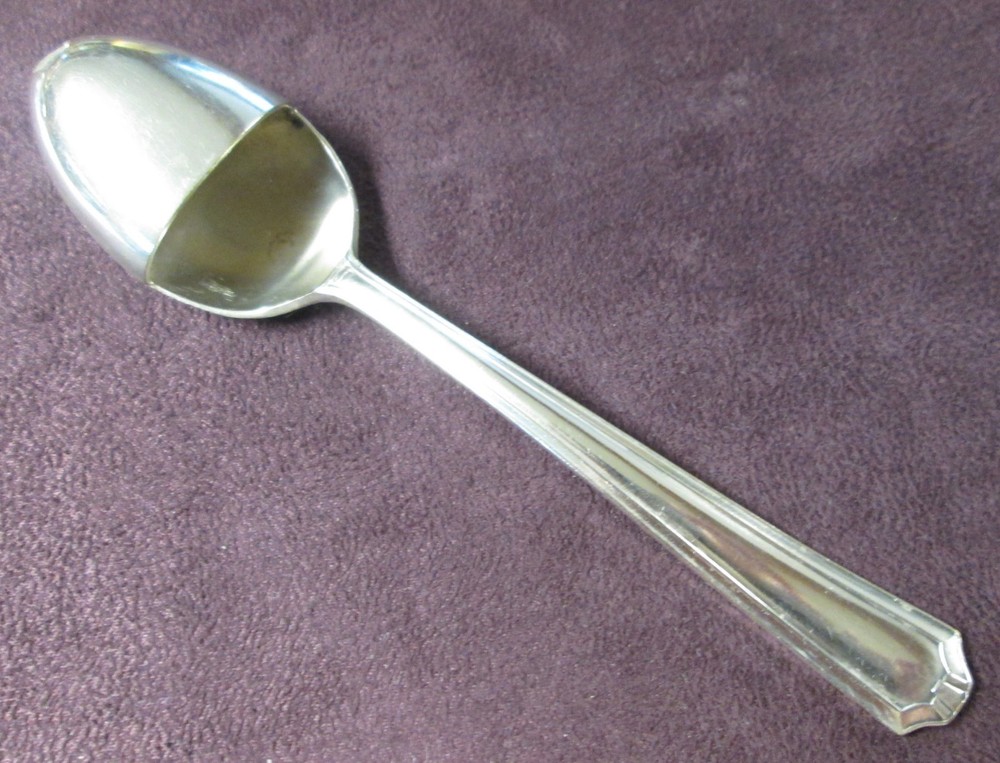 Unknown Pattern English Silverplate Hooded Invalid Medicine Spoon Grenadier 1934