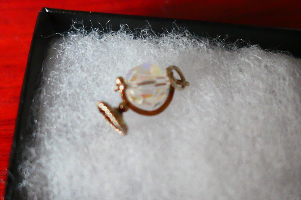 Silver Charm - globe bead