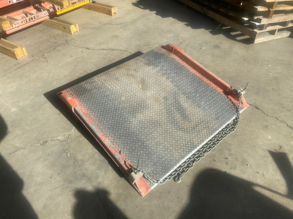 Aluminum Dock Board with Curb