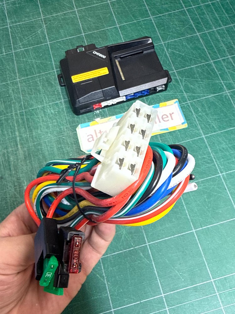 CompuStar Firstech CM7200 Remote Start w/ Box Cable UNTESTED As Shown EUC LOOK