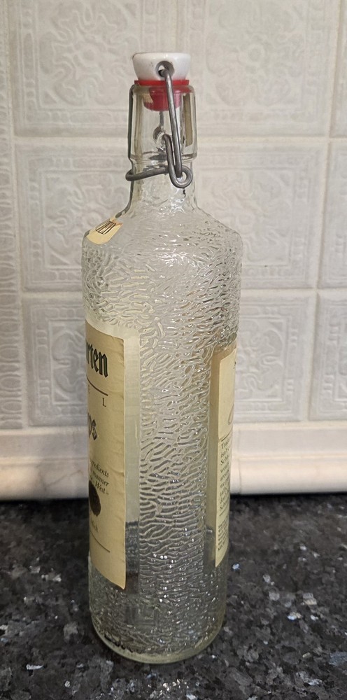 Vintage~Wintergarten Apple Schnapps~Empty Bottle~750ml