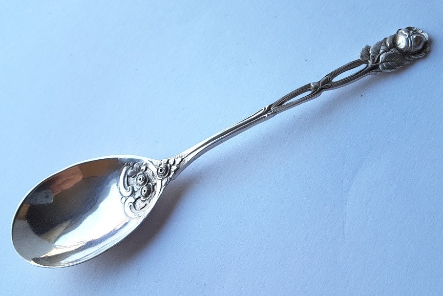 Large Solid Serving Spoon/ Cream Spoon Hildesheimer Rose 800 Silver K861