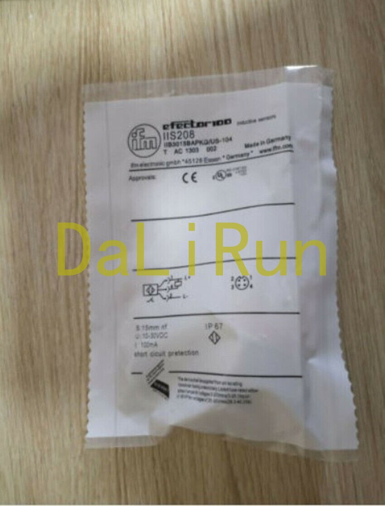 1PCS IFM  Proximity switch sensor IGC248 NEW