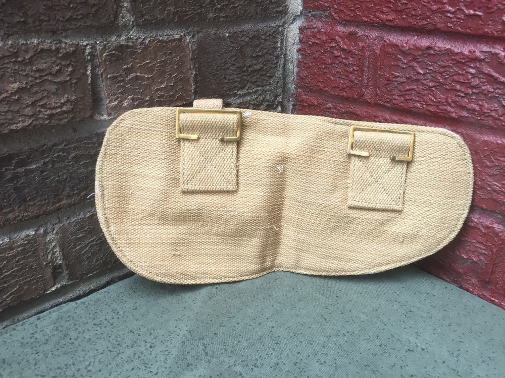 WW1 British webbing shovel head carrier