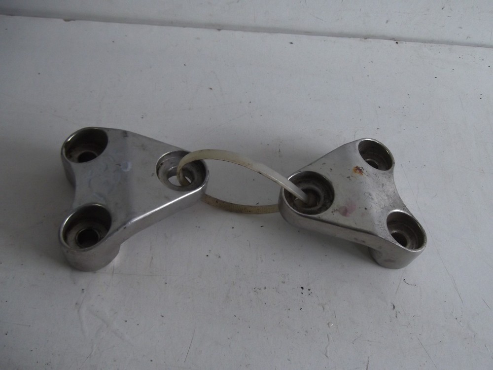 YAMAHA XJR1300 ENGINE MOUNTS