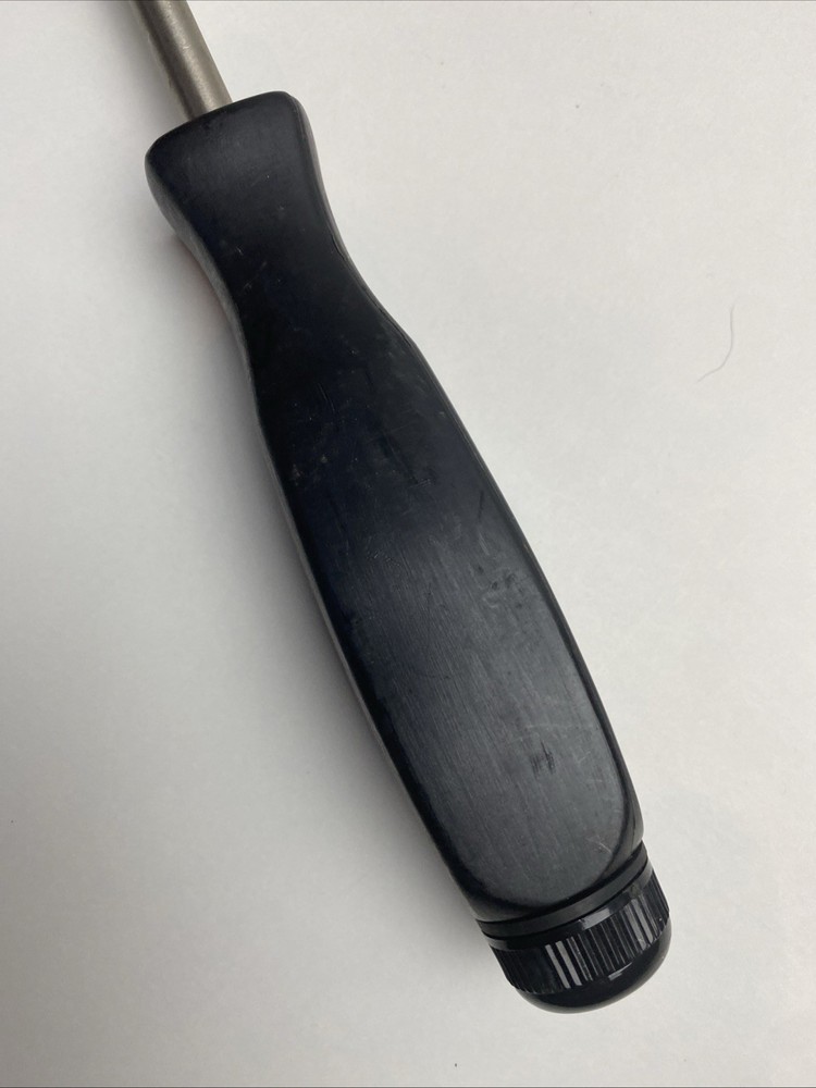 Snap-on 12” SSDM80B Interchangeable Magnetic Bit Driver Black Handle, 5 Bits
