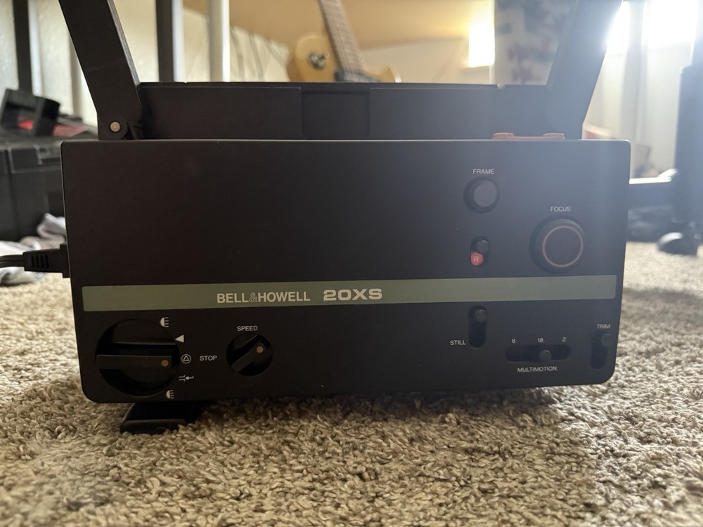 8mm Film Projector UNTESTED AS-IS