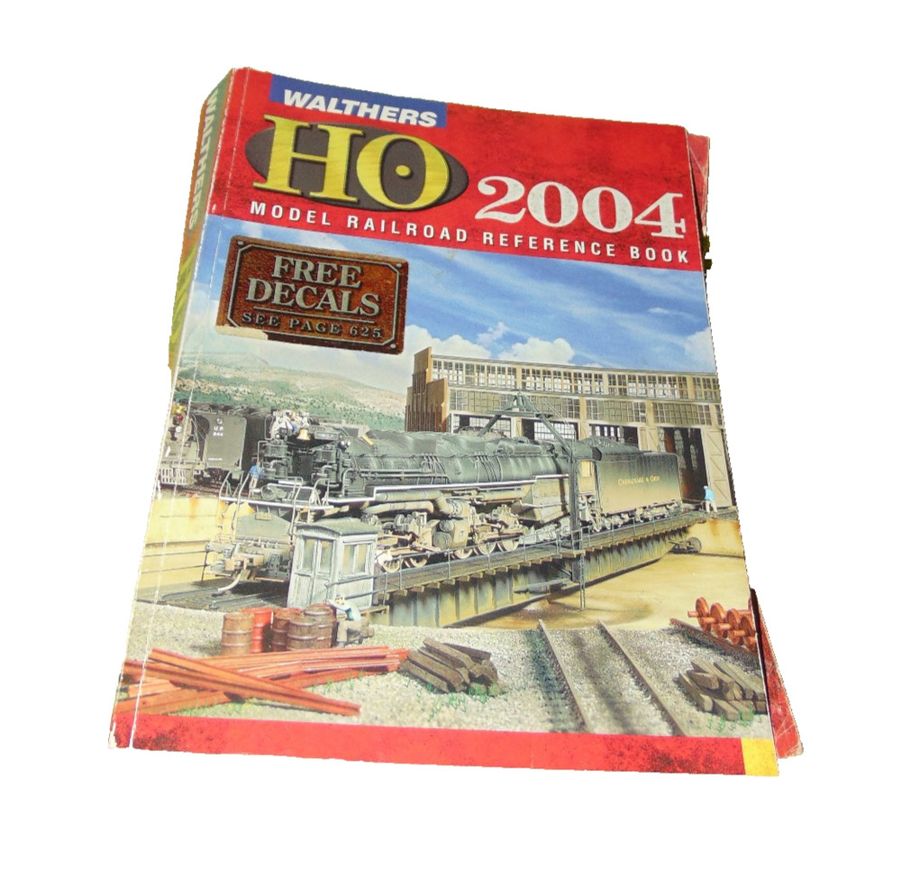 Walthers 2004 Model Railroad Reference Book Ho no stickers