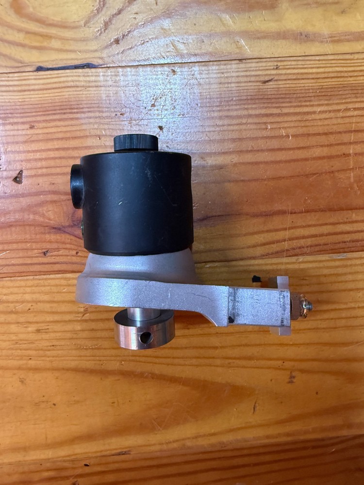 Tree Mount Leveler