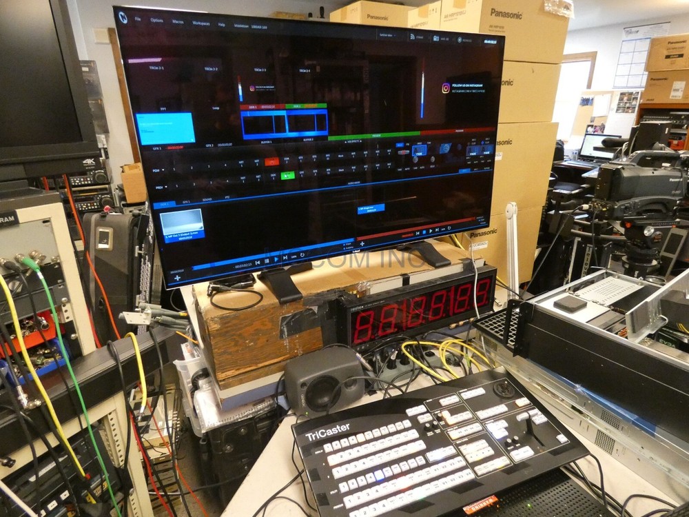 Newtek TriCaster TC460 Production System w/ TCXD455 Control Surface