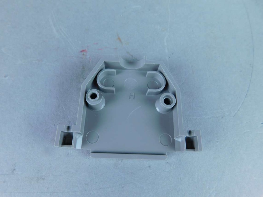 Norcomp 977-025-010R Connector - NEW Surplus!