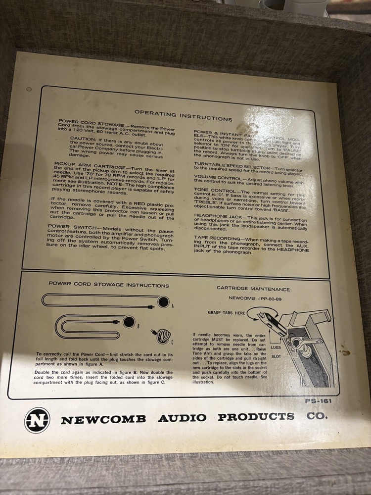 Vintage School Record Player Newcomb RT-12 RUNS Needs Needle