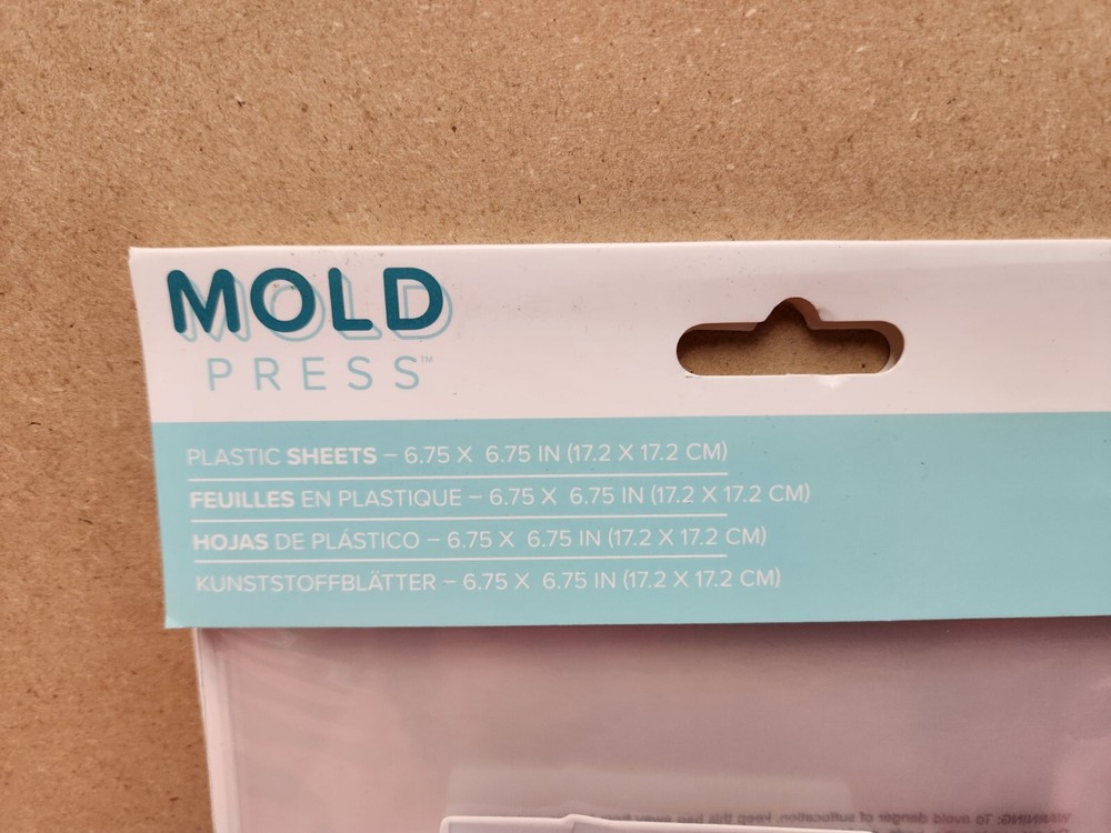We R Memory Keepers Mold Press Plastic Sheets 6 Pc 6.75" x 6.75" NEW