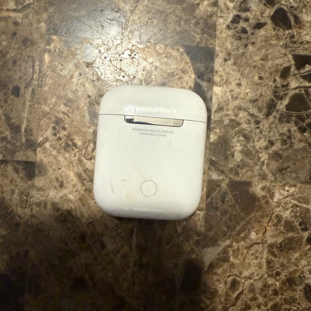 Apple Airpod 1st Generation Charging Case Only