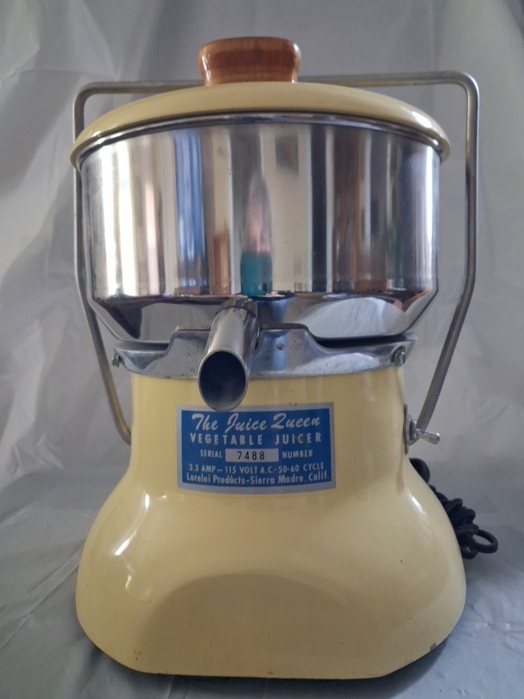 The Juice Queen Vegetable Juicer