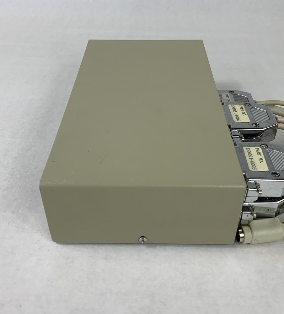Black Box ServSwitch SW722A-R2 w/ Cords