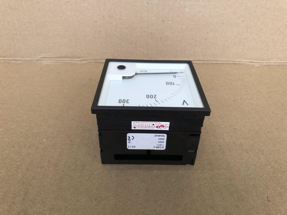 DEIF EQ96X VOLTMETER 564642 RANGE 300