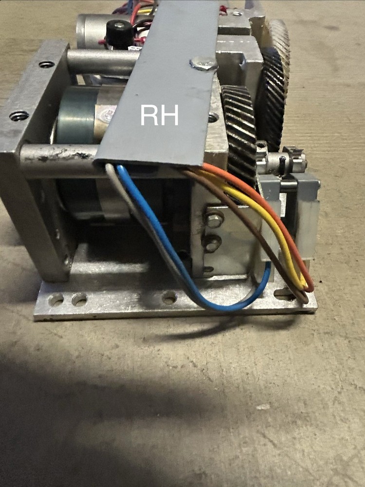 Horton 7100 Easy Access RH Operator 14 Tooth ( LH Available )