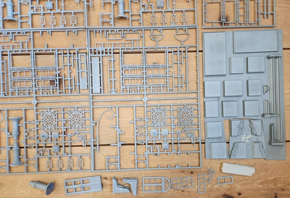 Loose Building Accessory Trees MiniArt 1/35 scale