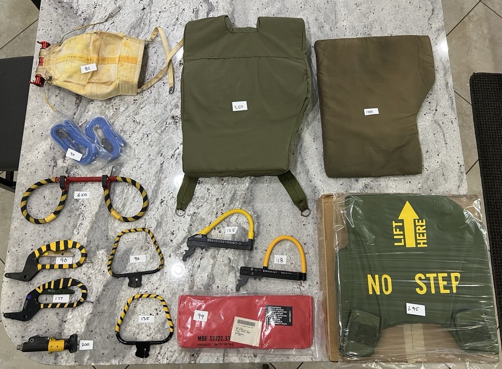 PILOT AVIATION OXYGEN MASK Pull Cord Comms AIRCRAFT EJECTION SEAT MARTIN BAKER