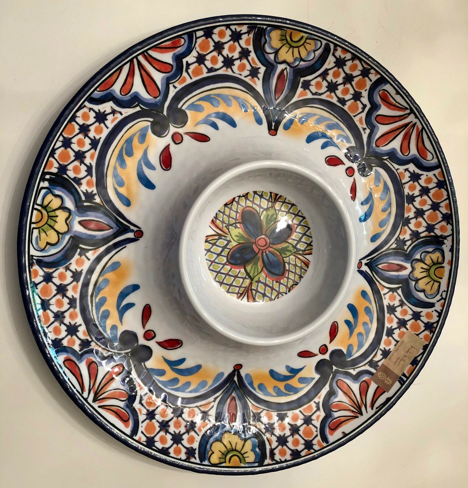 SPANISH TILE MELAMINE CHIP & DIP TRAY.     BEAUTIFUL!