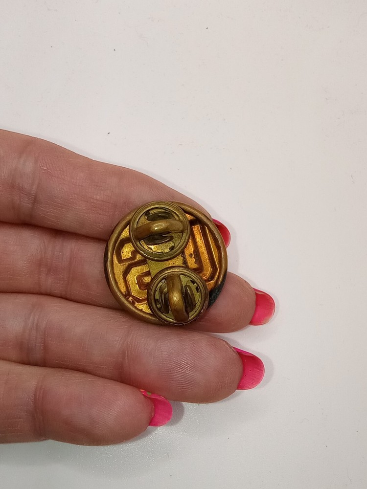 Vtg W.W. II U.S. COLLAR DISK