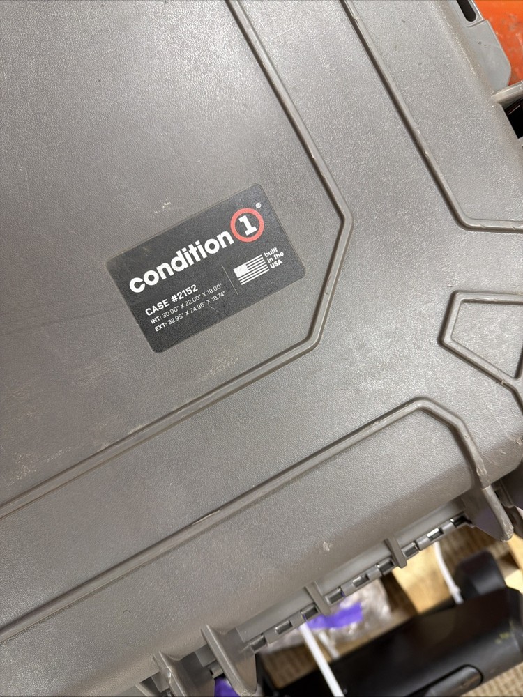 Condition 1: 33" LARGE CASE #2152