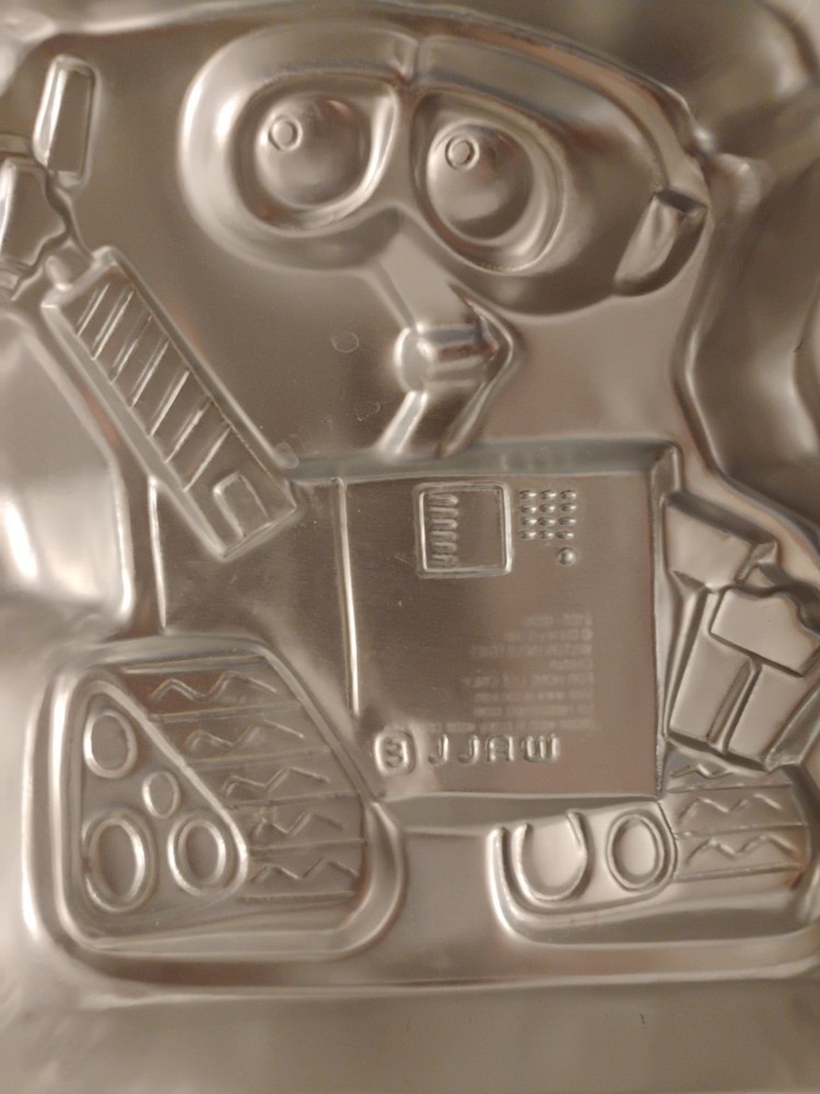Disney Pixar Wall-E Cake Pan