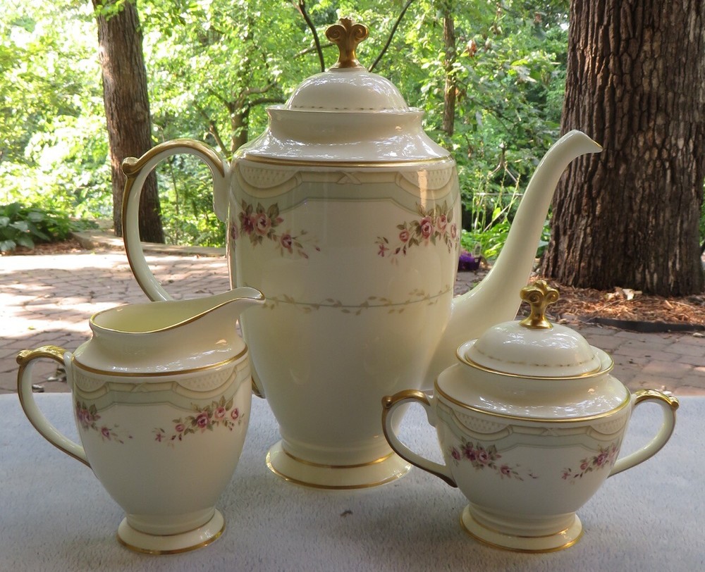 Pfaltzgraff Claridge Coffee Server Pot Pitcher