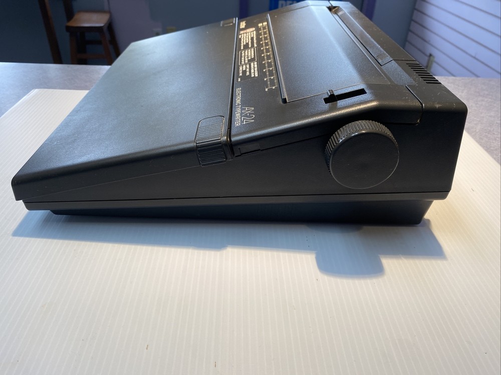 Brother AX-24 Correcting Portable Electronic Typewriter Machine - Tested ~