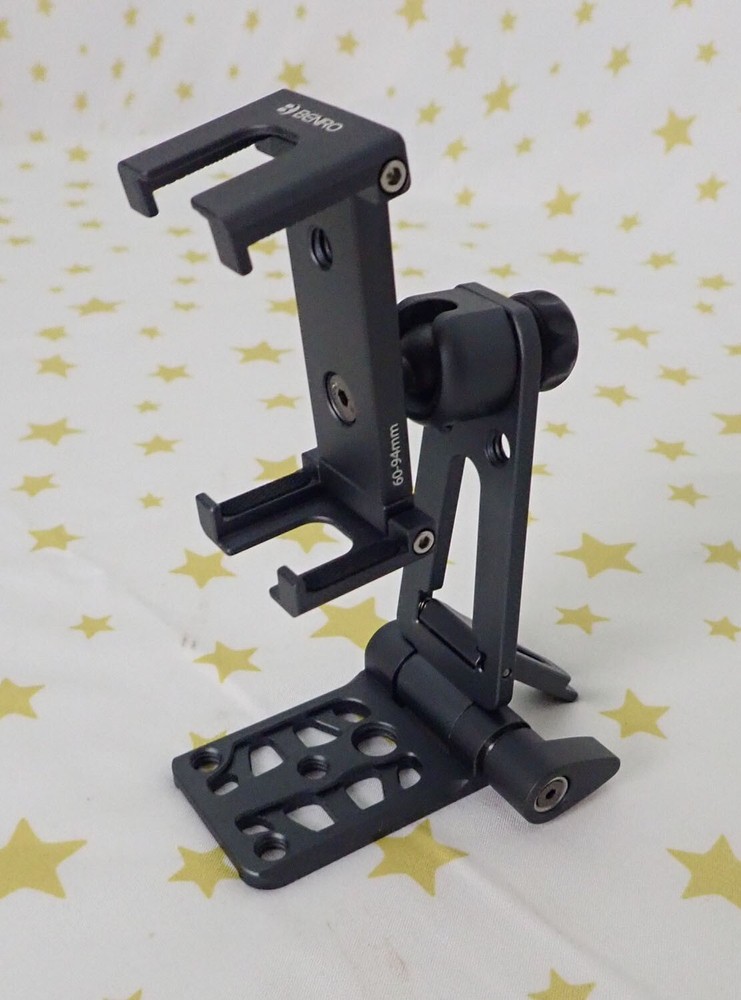 BENRO ARCASMART Kickstand Smartphone Adapter