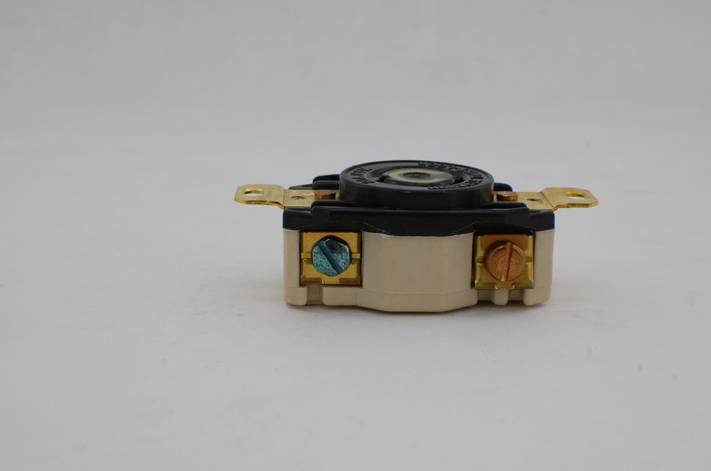 Hubbell L5-20 Black Locking Receptacle