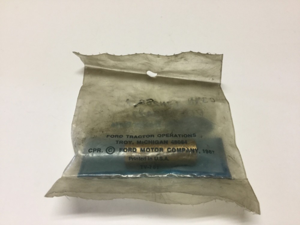Genuine Ford Adapter D3NN17N268A
