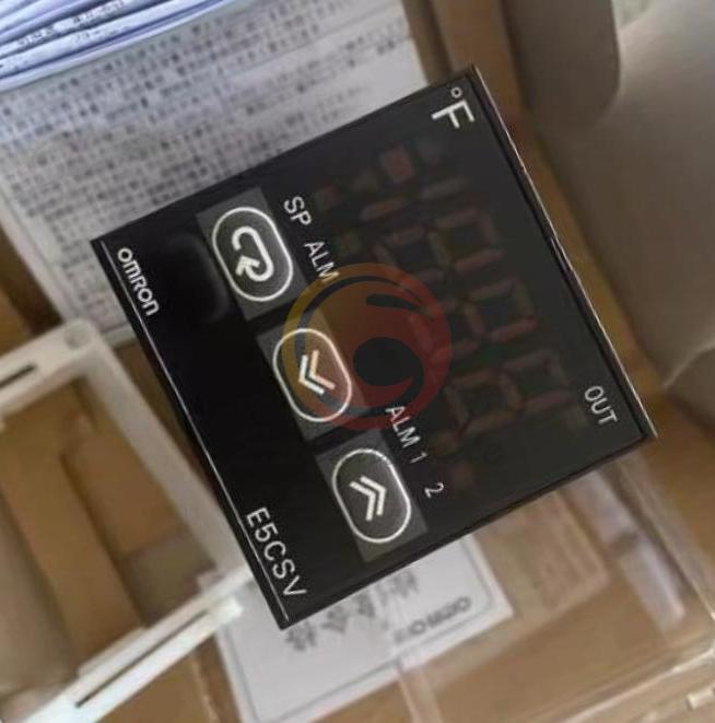 1PC Omron E5CSV-QG Temperature controller new