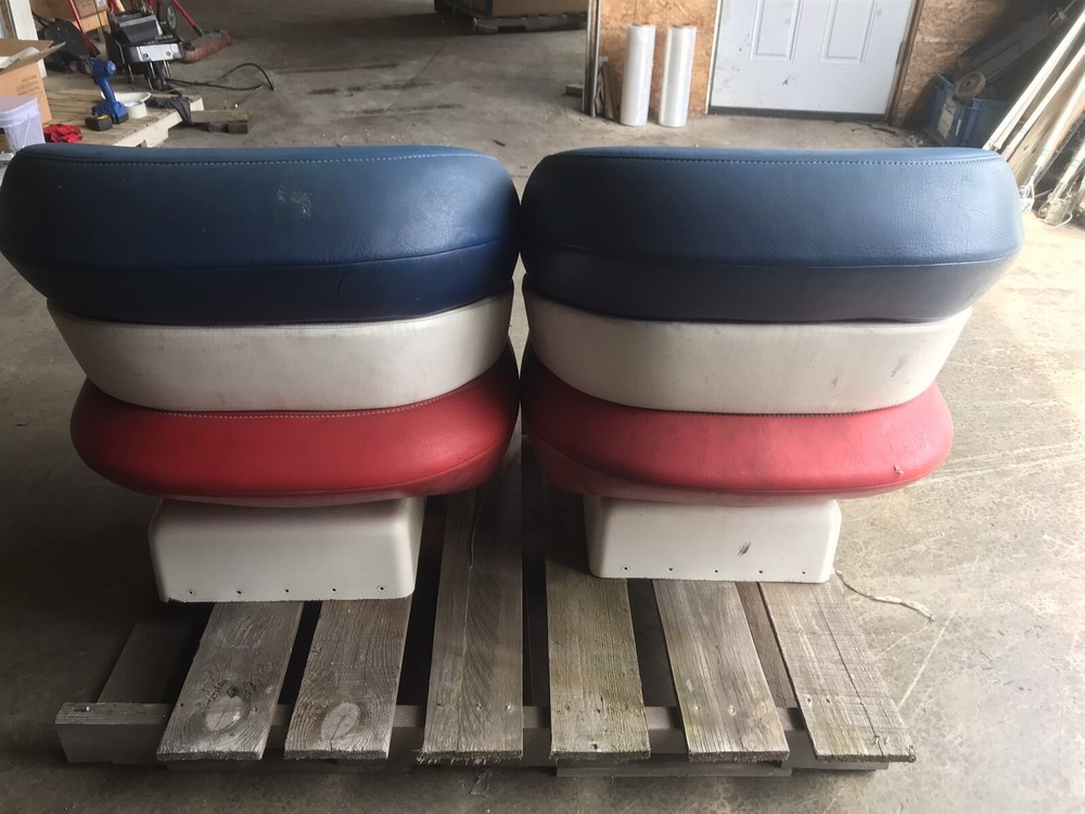 boat captains chairs seats set