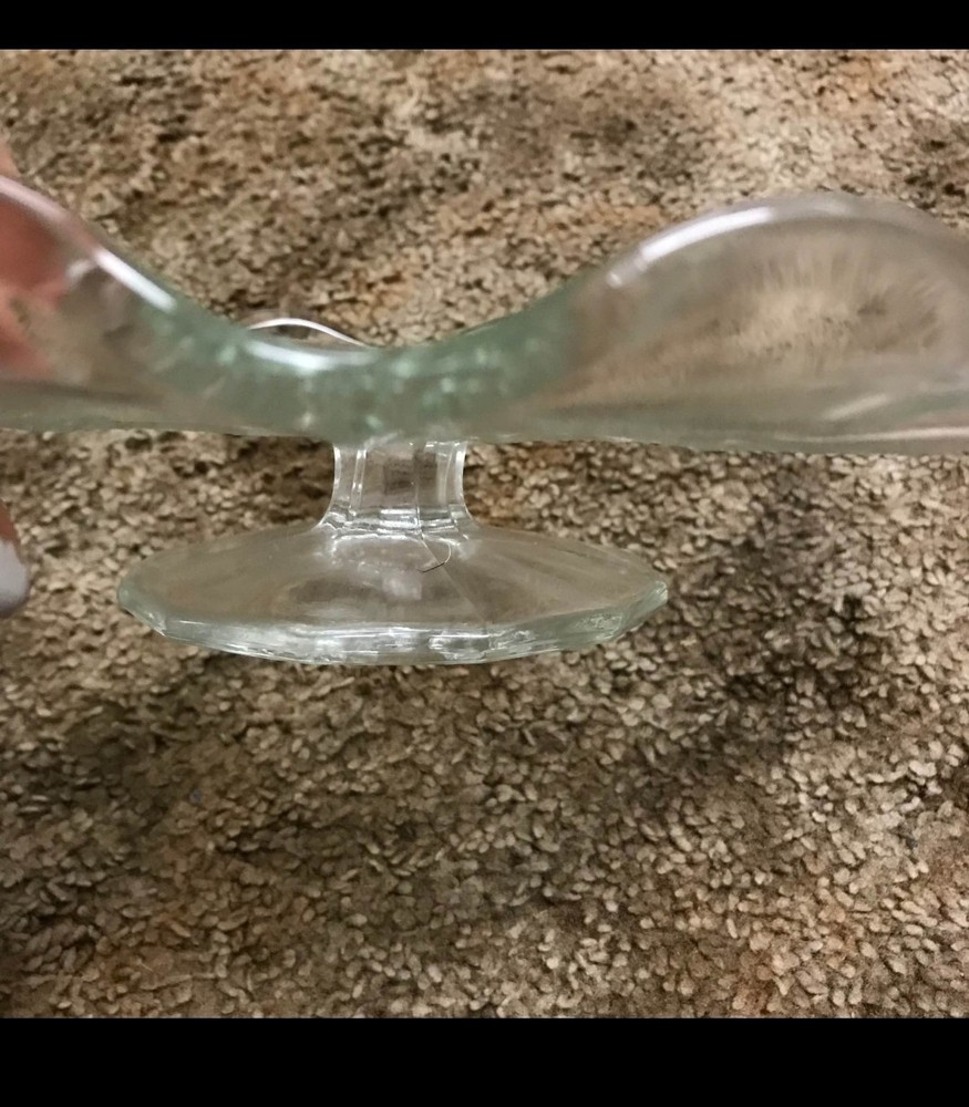 L. E. Smith clear crystal pedestal cake stand 11 3/4” diameter