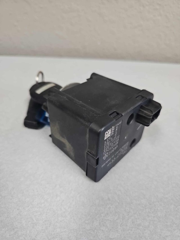 2013–2018 Dodge Ram 1500 Ignition Lock Switch Module With Key OEM
