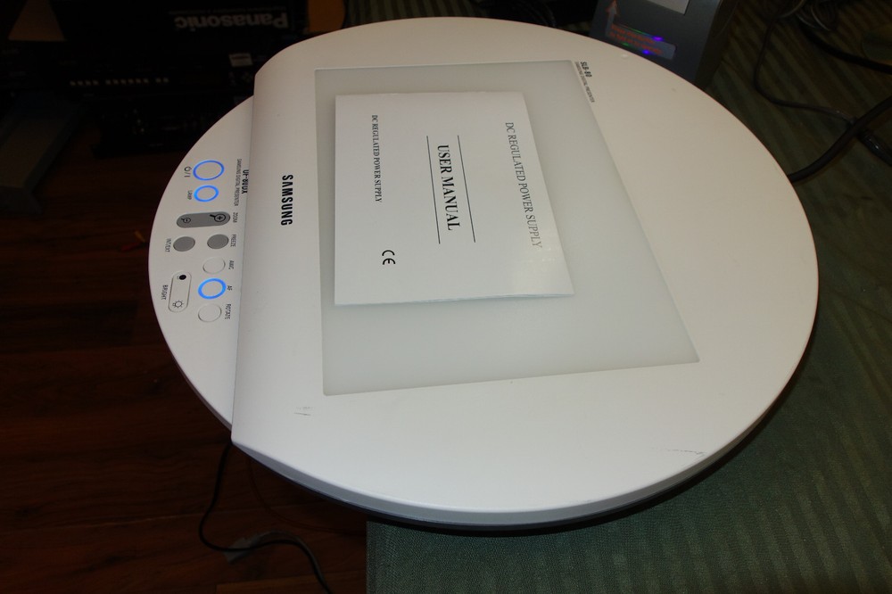 SAMSUNG Document Camera / Projector UF-80DX XGA 14X OPTICAL ZOOM PRESENTER